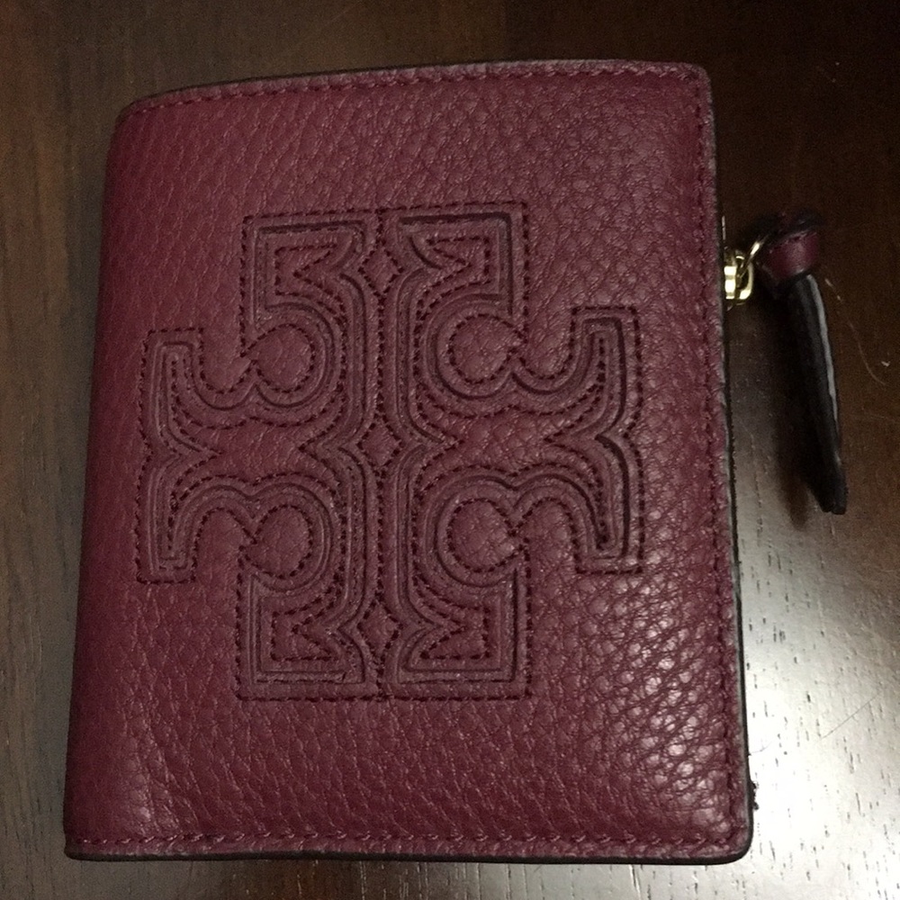 Tory Burch wallet